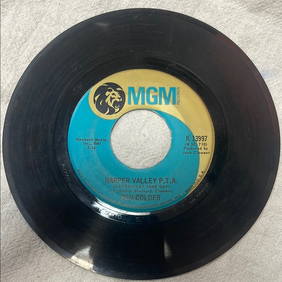 Ben Colder 45 rpm MGM Vintage Vinyl Record - Picture 3 of 4